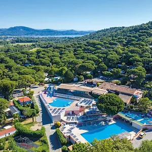 Camping Montana Parc - Golfe De St Tropez - Maeva Camping